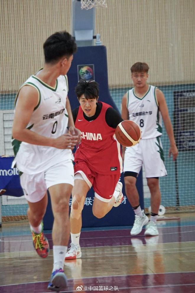 中国女篮20人的队伍4人缺席，只剩16人，宫鲁鸣巧妇难为无米之炊